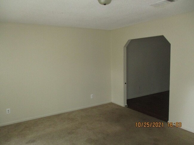 Building Photo - 1409 Westcliff Ct