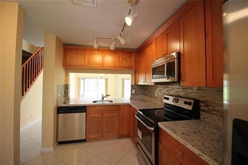 Foto del edificio - 7490 Pinewalk Dr S