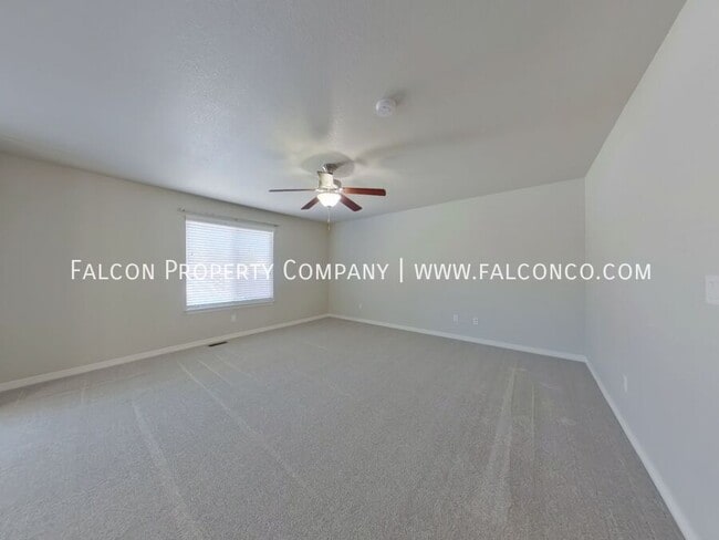 Foto del edificio - 12004 Eagle Crest Ct