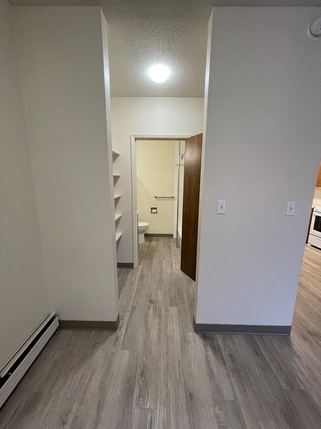 Building Photo - 13516-102 102 St NW