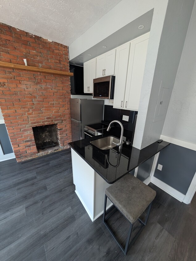 Photo - 5527 Howe St (Pittsburgh, PA)