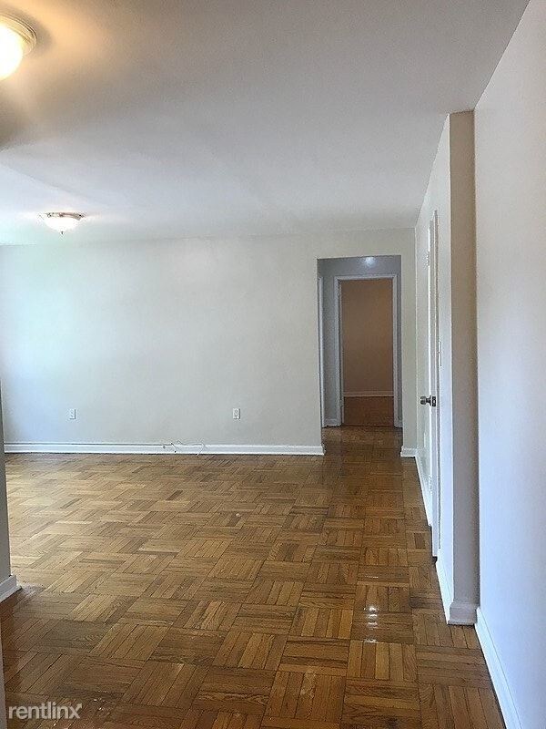 Foto del edificio - 2 br, 1 bath Apartment - 1 62nd Street 1F