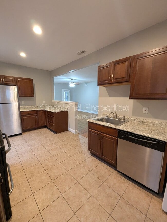 Building Photo - 5137 Waterman Blvd