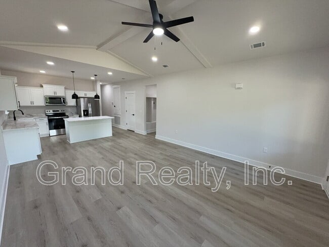 Building Photo - 5141 W Spencer Field Rd