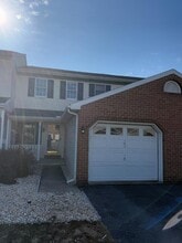 Building Photo - 403 Cindy Dr