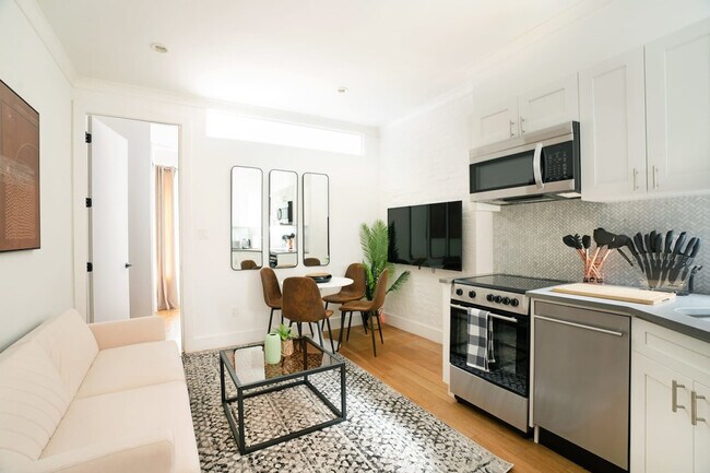 Building Photo - 1290 1st Ave