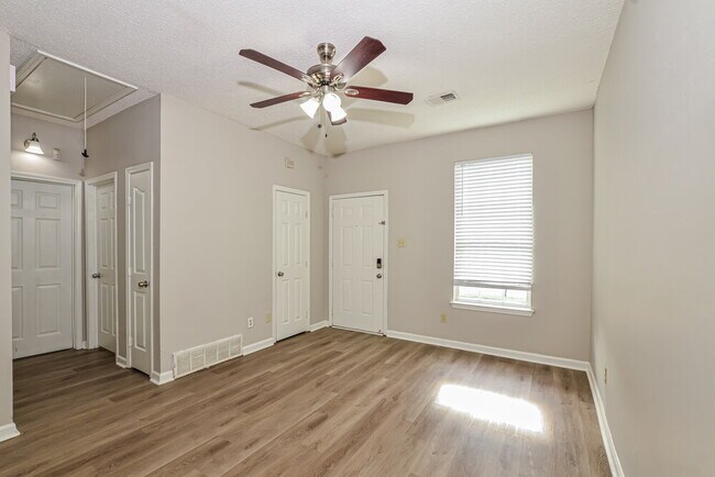Foto del edificio - 3918 Autumn Harvest Ln