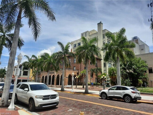 Foto del edificio - 2310 First St