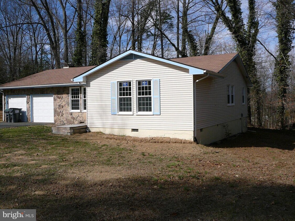 2018 Buoy Dr, Stafford, VA 22554 House Rental in Stafford, VA
