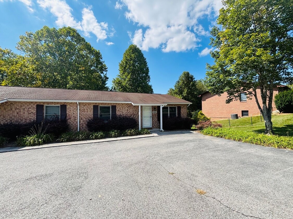 1150DM - 1514/1516 Sandy Circle - M - 1150DM - 1514/1516 Sandy Circle - M