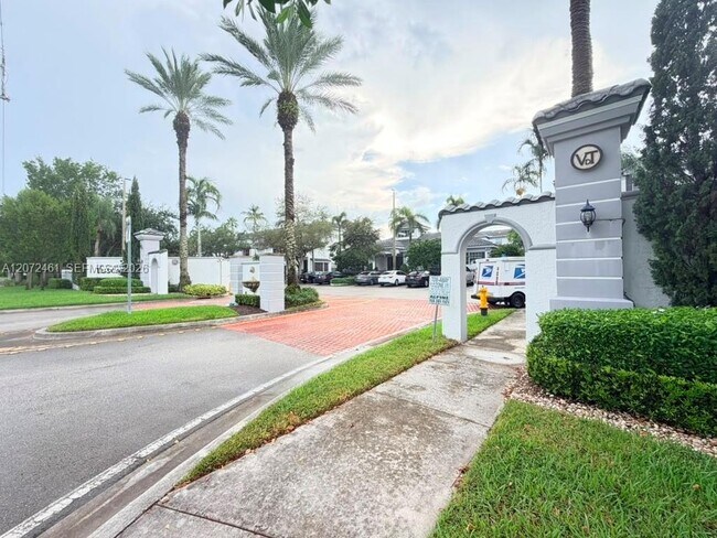 Foto del edificio - 701 SW 148th Ave