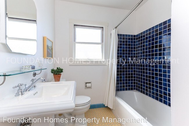 Building Photo - 2 br, 1 bath House - 77 Hilarita Avenue