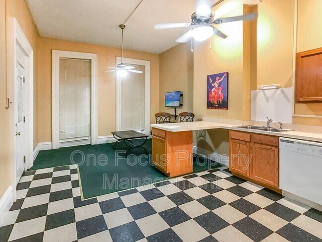 Foto del edificio - 803 W 3rd St