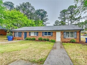 Building Photo - 457 Charleston Ln