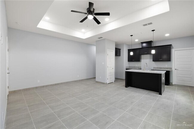 Foto del edificio - 2213 Plains Rd