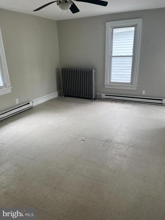 76 S Giles St, Bridgeton, NJ 08302 Room for Rent in Bridgeton, NJ