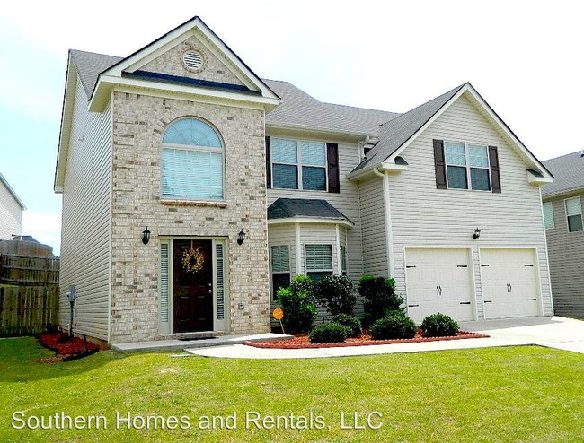 Building Photo - 489 Lory Ln