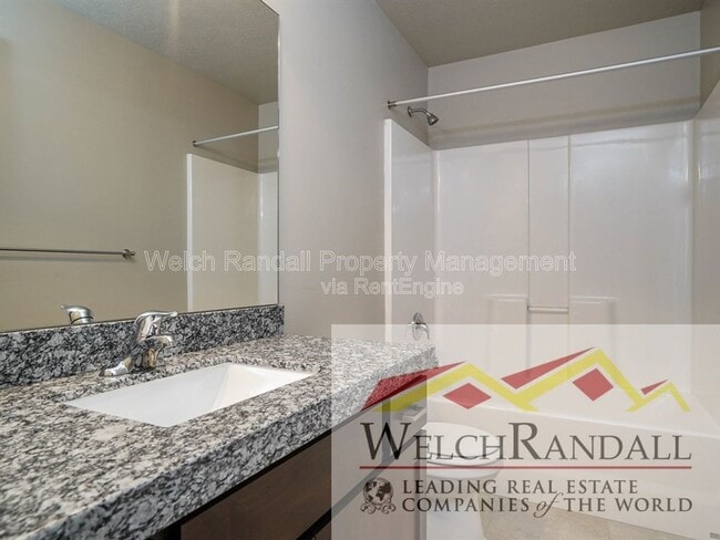 Foto del edificio - 2542 Andover St