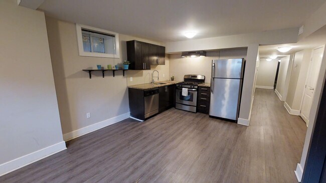 Building Photo - 4-Bedroom Basement Apartment Near Carleton University - All inclusive and Fully Furnished