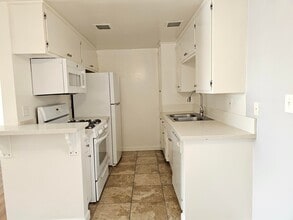 Building Photo - 20810 Amie Ave