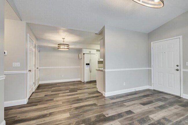 Foto del edificio - Eagle Mountain Condo for Rent