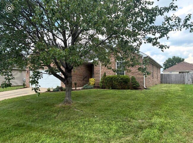 Foto del edificio - 3380 Fair Oaks Cir