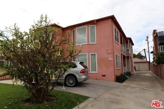 Building Photo - 8617 S 5th Ave