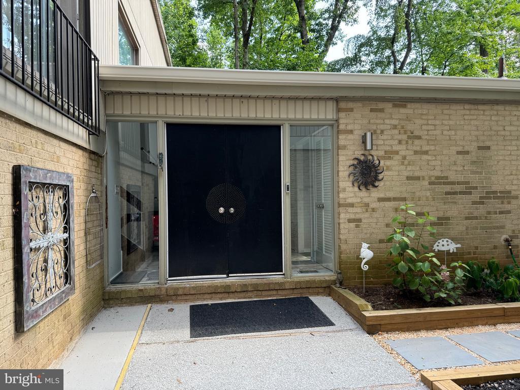 Foto principal - 7000 Westlake Dr
