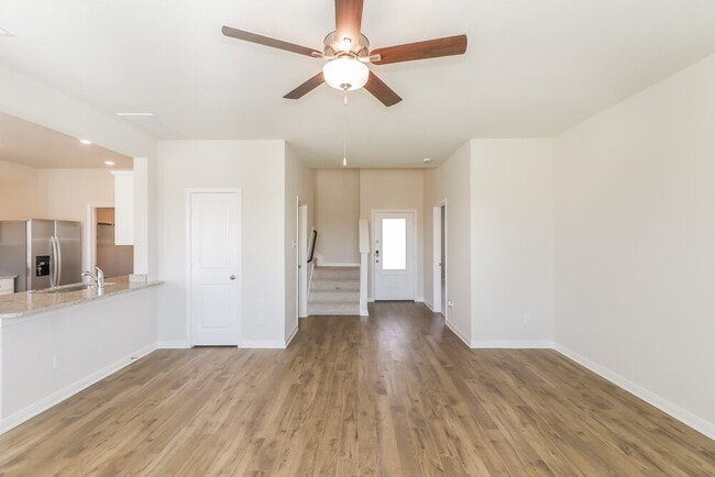 Foto del edificio - 409 Sunny Highlands Dr