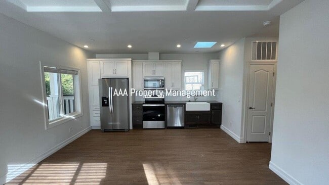 Building Photo - Walnut Creek, Beautiful 2 bedroom 2 bathroom home, Great location!
