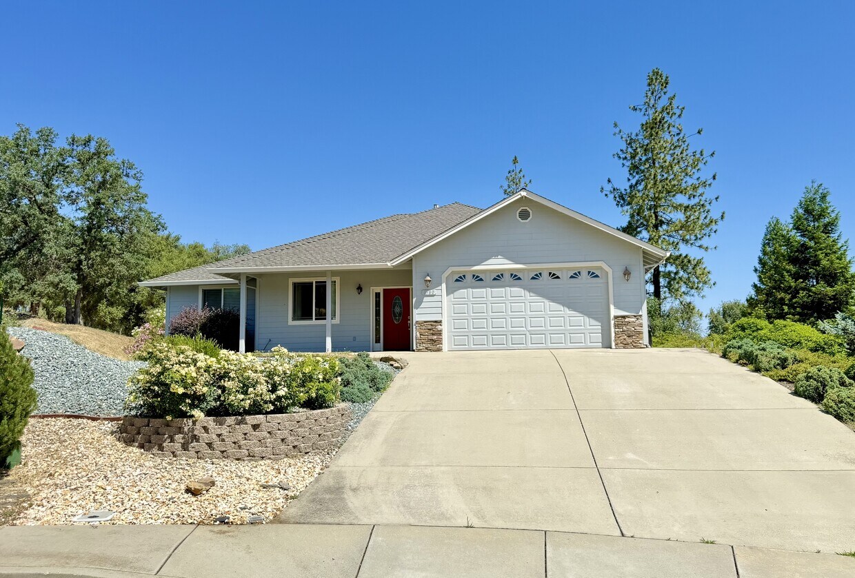 Primary Photo - 1580 Kilham Ct