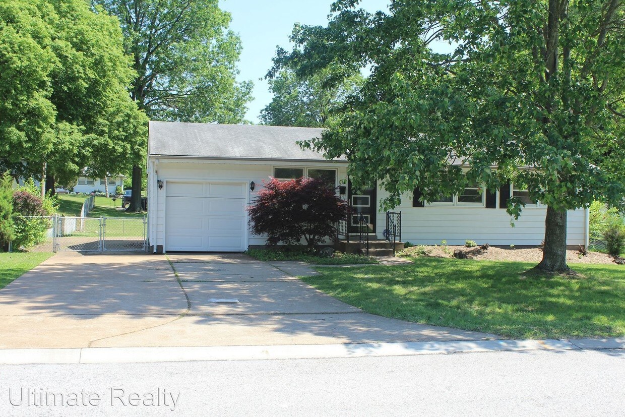Primary Photo - 646 Bagnell Dr