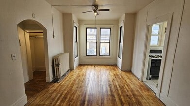 Building Photo - 1132 Vine St