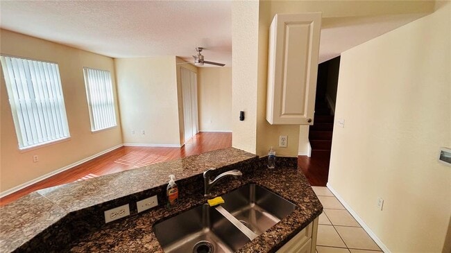 Foto del edificio - 6732 W Sample Rd