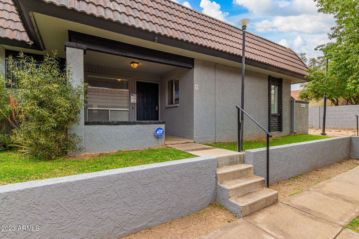 9003 W Elm St, Phoenix, AZ 85037 Townhome Rentals in Phoenix AZ