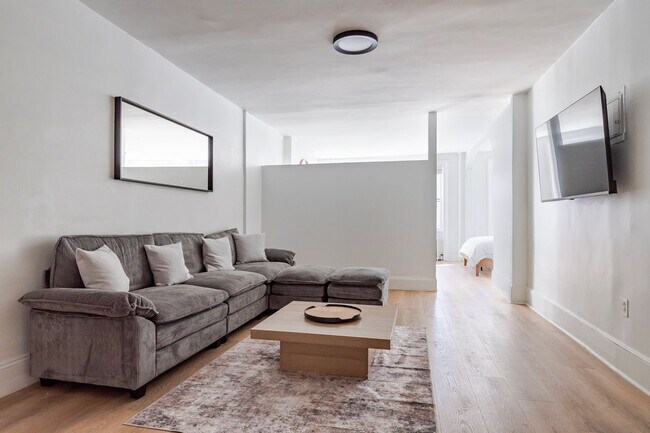 Foto del edificio - 209 1st Ave