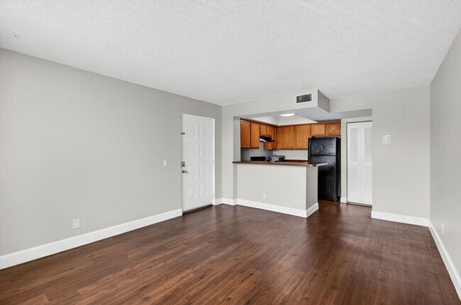 Foto del edificio - Move-In Ready Rental near Tanger Outlets!