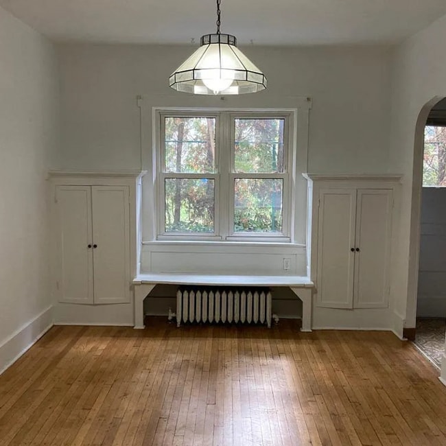 Building Photo - 5846 Douglas St