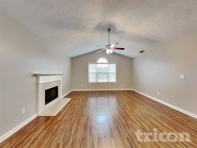 Foto del edificio - 254 Summit View Dr