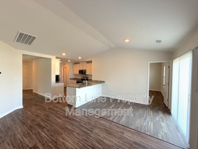 Building Photo - 397 Aubrey Wds Dr