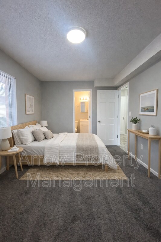 Foto del edificio - 1119 E St