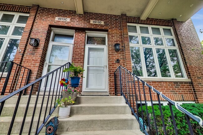 Foto del edificio - 4915 W Gunnison St