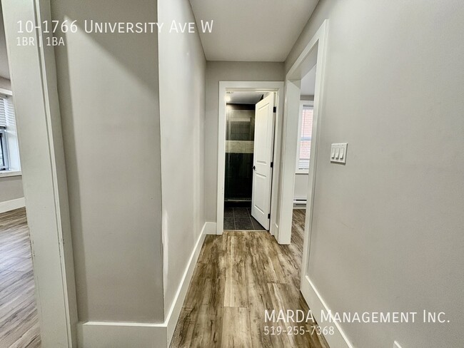 Building Photo - STYLISH AND RENOVATED 1BEDROOM/1BATH APART...