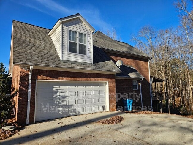 Foto del edificio - 192 Ashley Dr