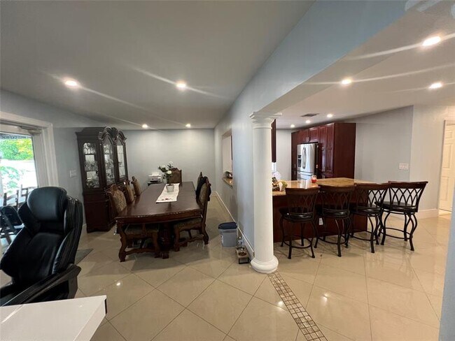 Foto del edificio - 115 SW 34th Ave