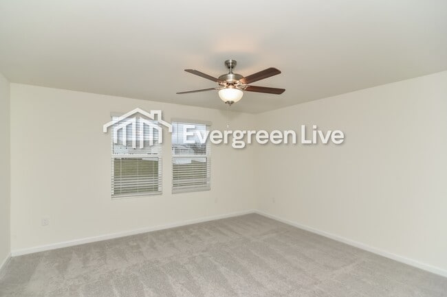 Foto del edificio - 154 Snowdrop Ave