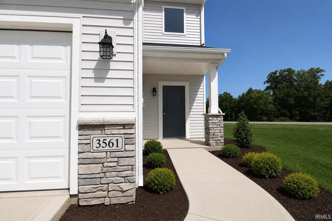 Building Photo - 3561 Canal Square Dr