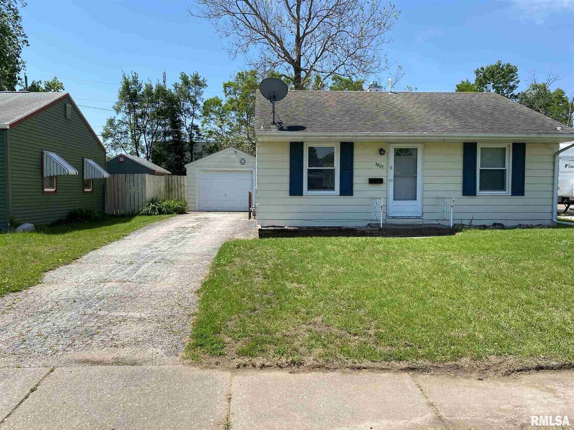 3827 Keota Ave, Davenport, IA 52802 House Rental in Davenport, IA