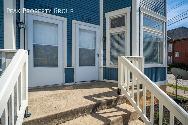 Building Photo - 732 Neil Ave