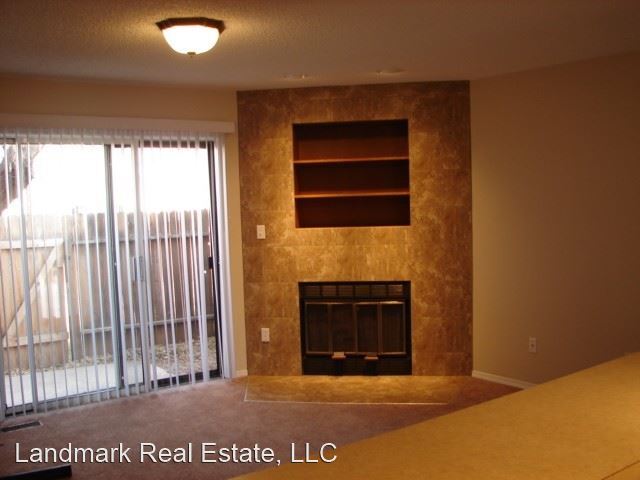 Building Photo - 2428 Lexington Village Ln